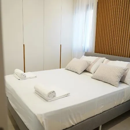 Chrystal Blue Suites 1 Bedroom Apollo شقة بروتاراس